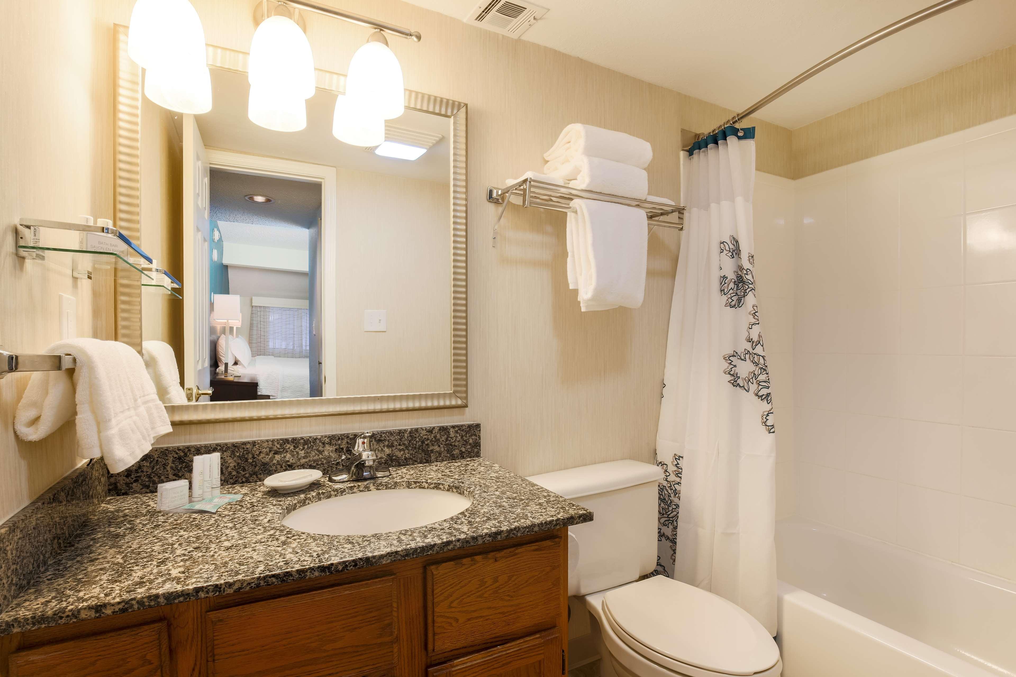 Hawthorn Suites By Wyndham Tinton Falls Extérieur photo