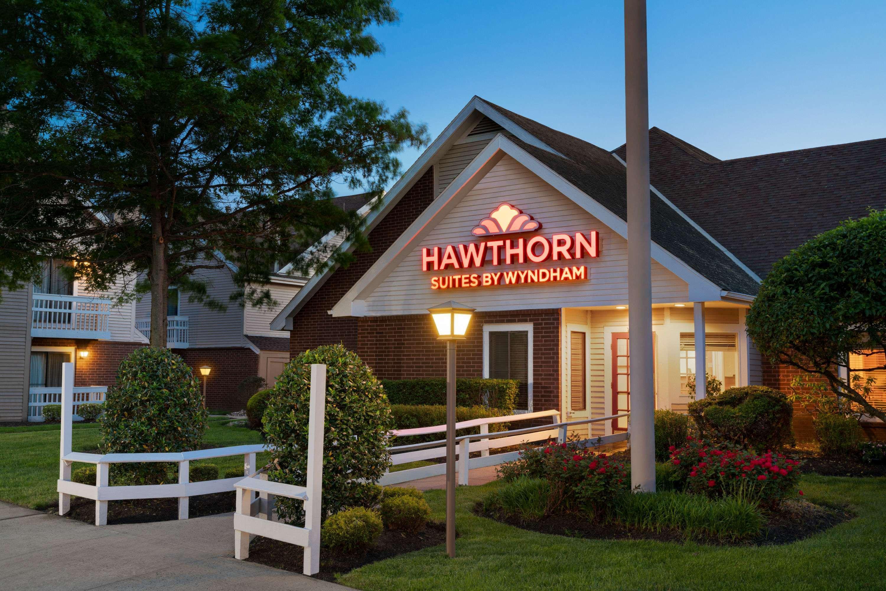 Hawthorn Suites By Wyndham Tinton Falls Extérieur photo