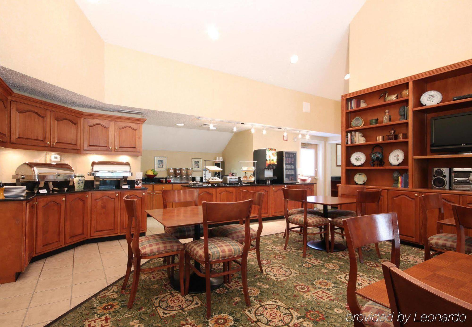 Hawthorn Suites By Wyndham Tinton Falls Restaurant photo