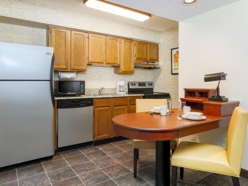 Hawthorn Suites By Wyndham Tinton Falls Extérieur photo